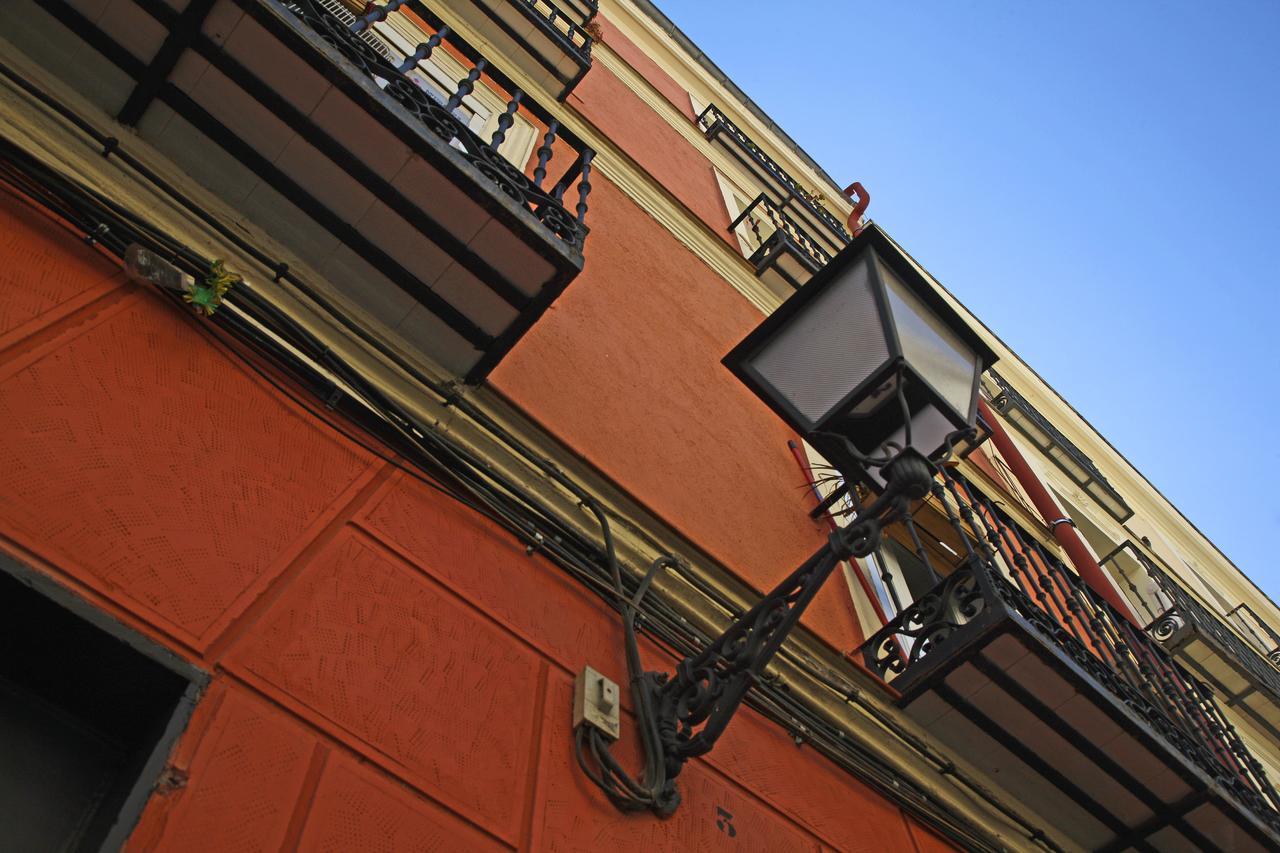 Reina Sofia Boutique I Apartment Madrid Exterior photo